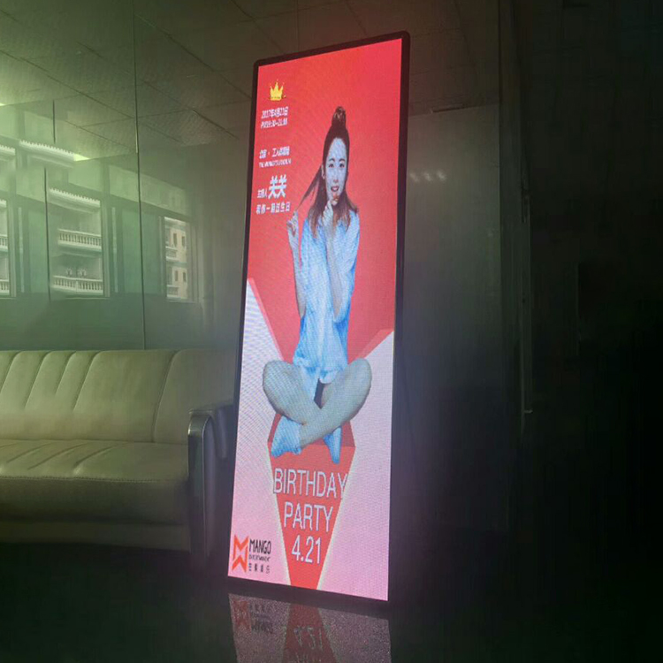 Panel de vídeo portátil con tablero digital y póster LED HD P2